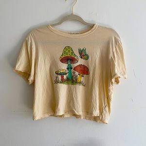 Women’s Graphic Crop Top